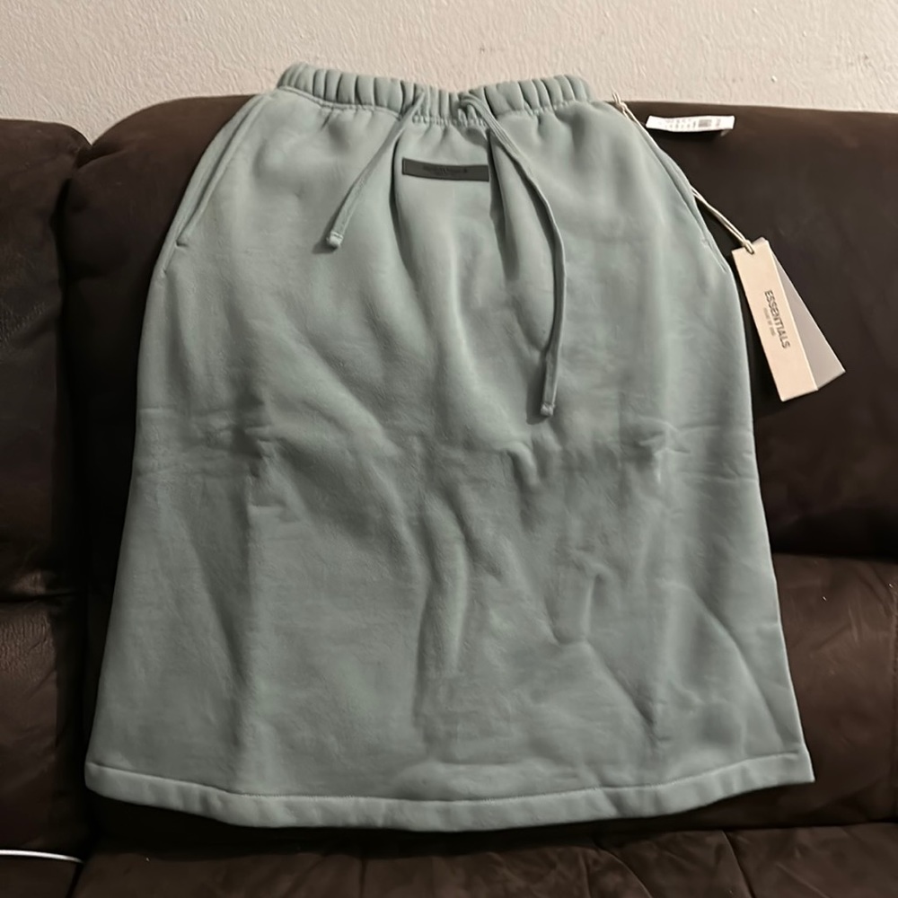 Fear of god essentials midi skirt